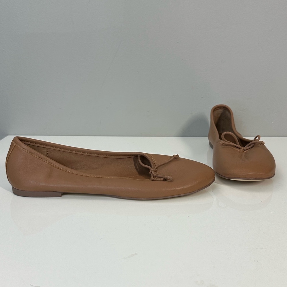 Women's Tan Leather Ballet Flats with Bow